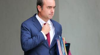Fransa'da dün hükümetini kuran Başbakan Lecornu, bugün istifa etti