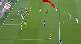 Gol mü değil mi? Ünlü yorumcular ülkeyi ikiye bölen pozisyonda tereddütsüz görüş belirtti