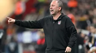 Sergen Yalçın, Beşiktaş'ın deneyimli yıldızını gözden çıkardı