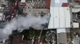 İstanbul Ataşehir'de bir fabrikada yangın çıktı
