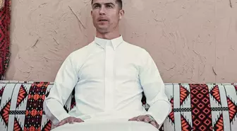 Cristiano Ronaldo futbol tarihinin ilk milyarderi oldu