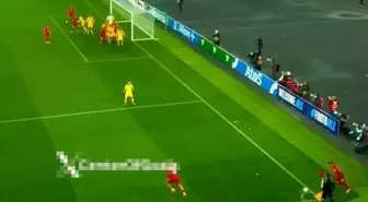 Sebastian Syzmanski'den kornerden ağızları açık bırakan gol