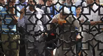 İsrail bugün Refah Sınır Kapısı'nı açıyor! Gazze'ye 600 yardım kamyonu girecek