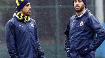 Fenerbahçe'de kadro dışı kalan Cenk Tosun kolları sıvadı