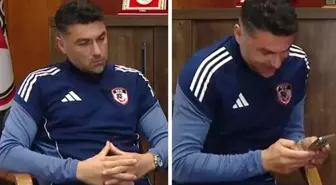 Canlı yayında konuşan Burak Yılmaz'ın telefonuna sürpriz mesaj! Bakın kimden