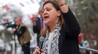 AK Parti'ye geçeceği konuşulan Burcu Köksal'dan ilk açıklama