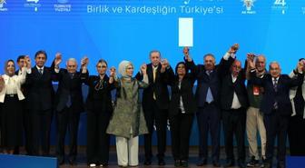AK Parti'ye geçeceği öne sürülen Burcu Köksal'dan iddiaları güçlendiren hareket