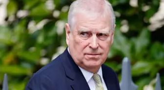 Prens Andrew, taciz iddialarının ardından kraliyet unvanlarından vazgeçti