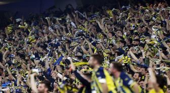 Kazanılan maç sonrası ortalık karıştı! Fenerbahçe taraftarı o ismi takımın başında istiyor