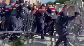 İmamoğlu hakim karşısına çıkıyor! Kalabalıkla jandarma arasında arbede yaşandı