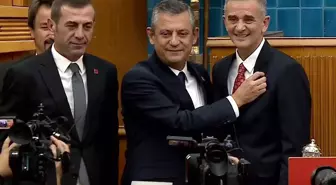 İYİ Parti'den ihraç edilen Sakarya Milletvekili Ümit Dikbayır, CHP'ye katıldı
