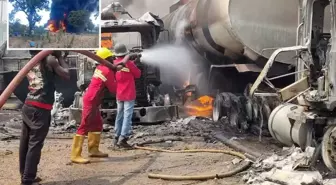 Nijerya'da akaryakıt tankerinin patlaması sonucu 30 kişi hayatını kaybetti