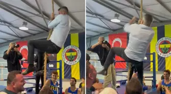 61 yaşındaki Sadettin Saran'dan gövde gösterisi