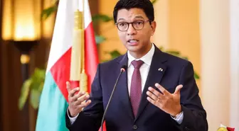 Madagaskar'da devrik Cumhurbaşkanı Rajoelina vatandaşlıktan çıkarıldı