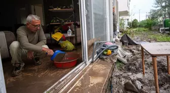 Sağanak sele döndü, vatandaşlar kabusu yaşadı: Her taraf çamur, balçık altında