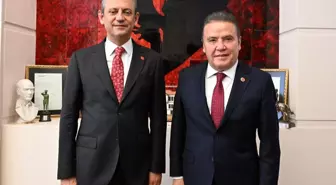 Özgür Özel'den hapisteki Muhittin Böcek'le ilgili olay iddia: Teklif götürdüler