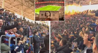 Trabzonspor taraftarından Uğurcan Çakır'a küfürlü tezahürat ve dolar tepkisi