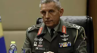 Yunanistan'ın eski Genelkurmay Başkanı'ndan Türkiye'ye alçak sözler: Köpek tasmasını koparırsa...
