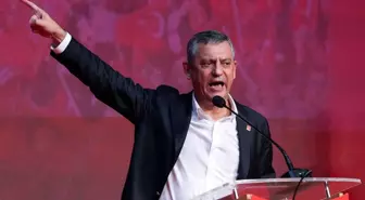 Akın Gürlek'ten Özgür Özel'e 500 bin liralık tazminat davası