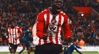 Premier Lig'in lideri Arsenal'e 90+4'te büyük şok