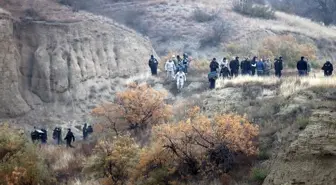 Gürcistan İçişleri Bakanı: Şehit olan 18 askerin naaşı bulundu, 2 asker hala aranıyor