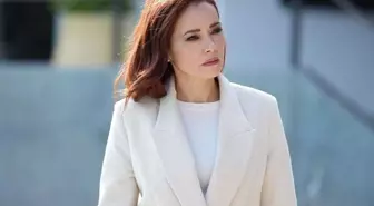 Trafik kazası geçiren Özgü Namal taburcu oldu