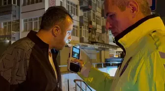 Ehliyetsiz sürücünün otomobilini almaya gelen şahısta ehliyetsiz çıktı