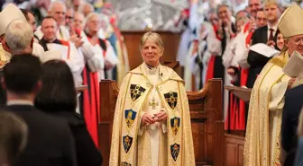 İngiltere'de bir ilk: Cherry Vann, Galler'in ilk açık eşcinsel başpiskoposu oldu