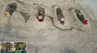 Bu görüntüye yürek dayanmaz! Servet Böcek eşi ve çocuklarının yanına defnedildi