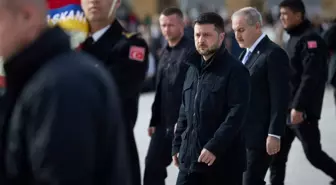 Zelenskiy Ankara'da! İlk durağı Anıtkabir oldu