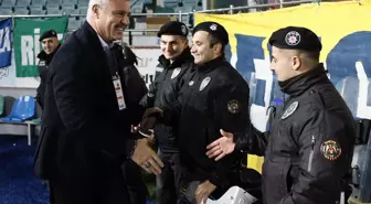 Alkışlar Sadettin Saran'a! Geceye damga vuran kare