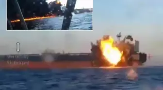 Ukrayna, Karadeniz'deki iki gemiye saldırı anını paylaştı
