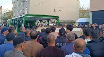 Sultanbeyli'de 25 yaşındaki genç kadın evinde ölü bulundu