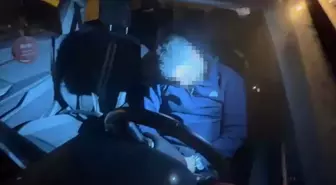 Direksiyon başında sızıp kaza yapan sürücü 3 saat uyanmadı