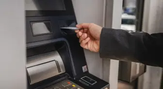 70 yıllık dev banka 51 şubesini kapatıyor