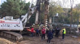 Kadıköy'de inşaat şantiyesinde çukura düşen işçi yaralandı