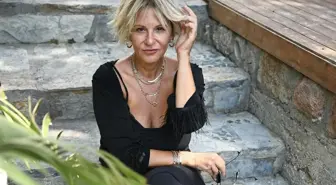 Ayşe Arman boğaz manzaralı evinin kapılarını açtı!