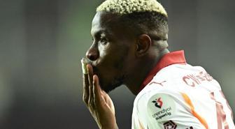 Galatasaray, Antalyaspor'u rahat geçti