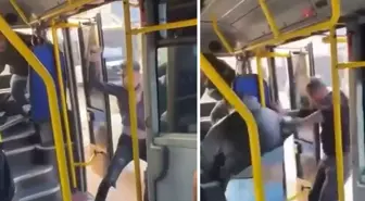 Otobüste korku dolu anlar! Pantolonundan çıkardığı satırla dehşet saçtı