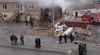 Hakkari'de Patlamada Yaralanan Çocuğunun Yanına Giden Baba Yolda Trafik Kazası Geçirdi
