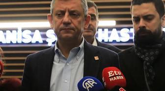 Gülşah Durbay'ın ailesini ziyaret eden Özgür Özel, gözyaşlarını tutamadı