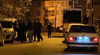 16 yaşındaki kız çocuğu evde başından vurulmuş halde bulundu