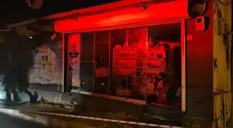 Sarıyer'de üst katı kayan bina gecekonduya yaslandı: Facianın eşiğinden dönüldü