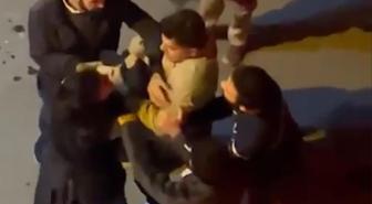 Taksici ile kadınların kavgası kamerada