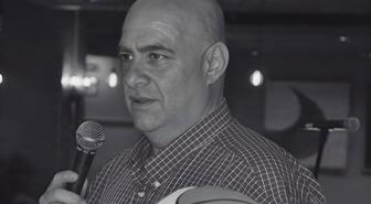 Eski milli basketbolcu Ediz Baksi, balkon kazasında hayatını kaybetti