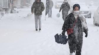 İstanbul'a lapa lapa kar geliyor! 4 gün aralıksız yağacak