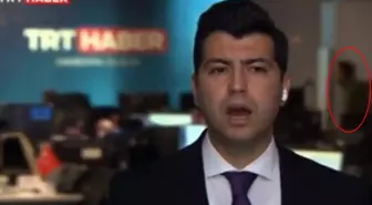 TRT canlı yayınında bir kadın 'Yeter' diye bağırıp ceketini yırttı