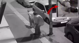 Genç kadın, yaşlı adamı yerde tekmeleyip öldüresiye dövdü