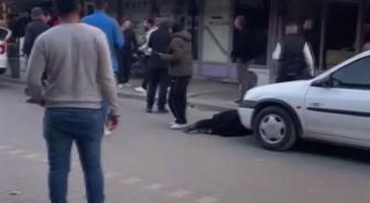 Eşini sokak ortasında katletti, elini kolunu sallayarak kayıplara karıştı