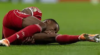 Liverpool'un yıldızı Alexander Isak'tan çok kötü haber